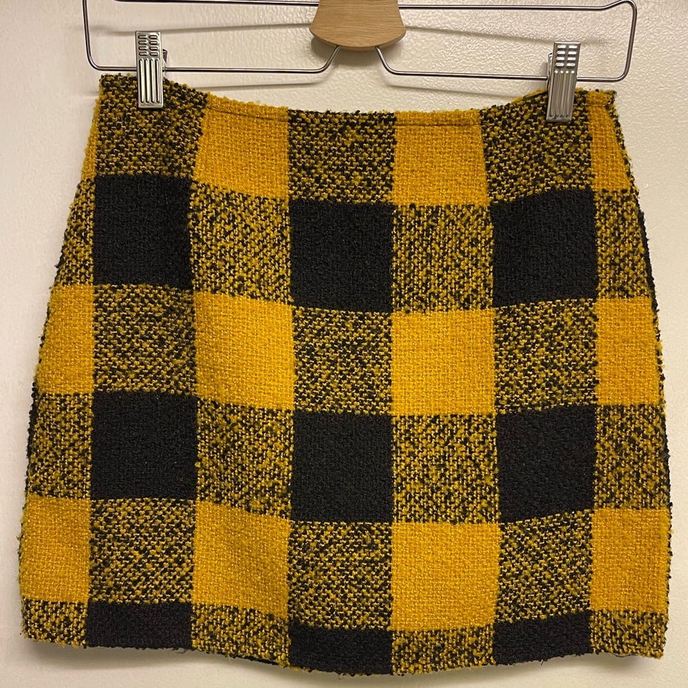 Forever 21 Fitted Short Skirt